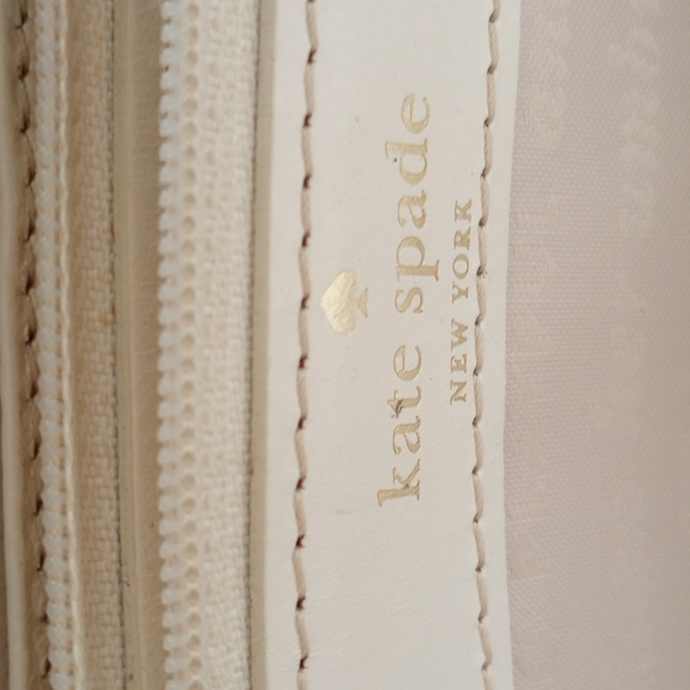 Kate Spade NY clutch wallet - Picture 7 of 9
